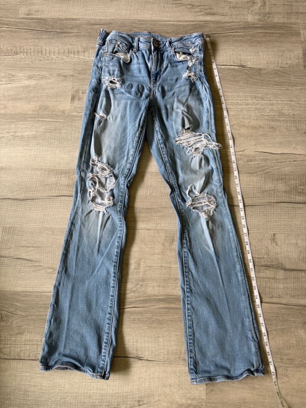 American Eagle Outfitters Light Blue Ripped Skinny Kick Jeans